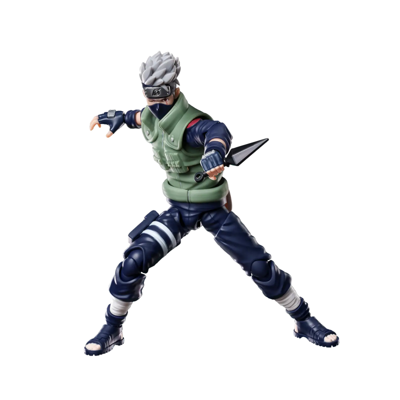 Figura articolata Blokees Kakashi Hatake in posa da combattimento con accessorio kunai.