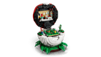LEGO Pokémon Poké Ball 72154 costruita ed esposta come modello da collezione 18+