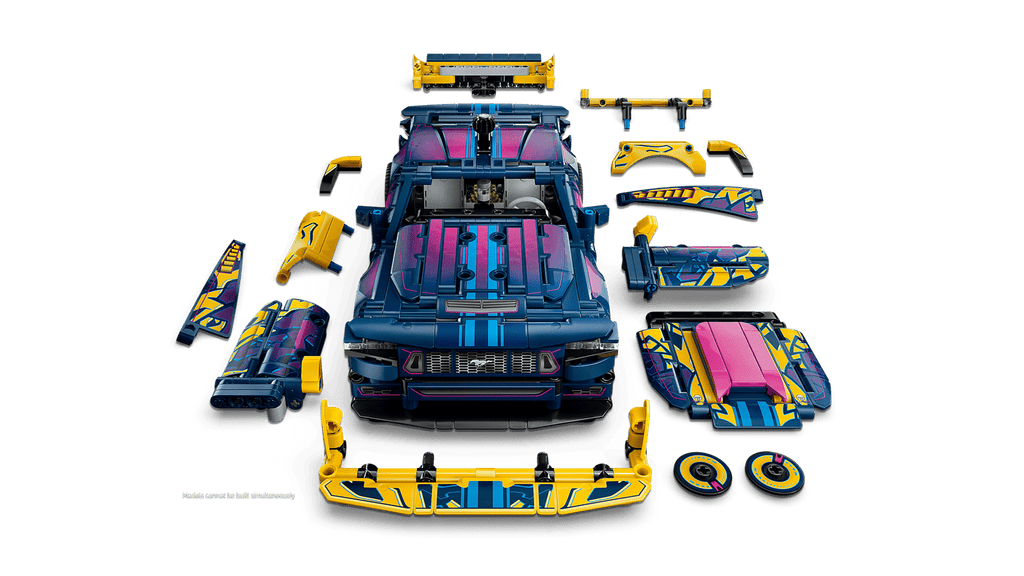 LEGO Technic Ford Mustang GT Custom Garage 42236 vista frontale